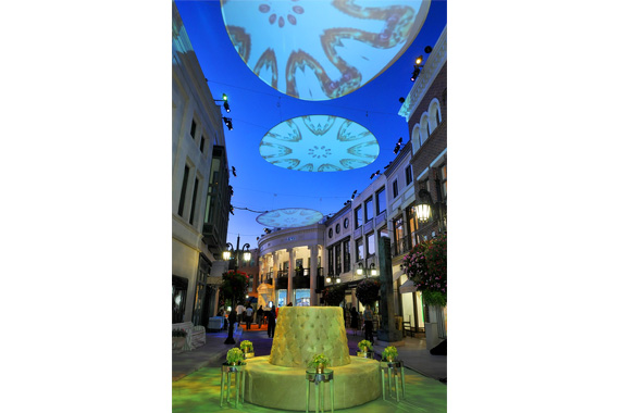 Walk of Style Honoring Manolo Blahnik